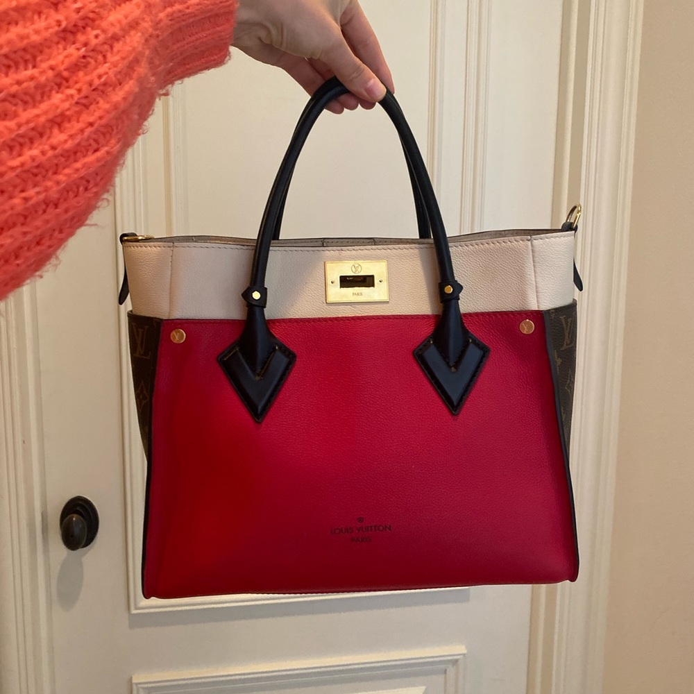 Louis Vuitton Handbag - Picture 2 of 10